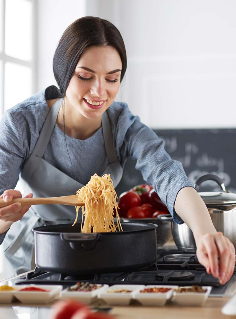 Cozinheira profissional de alto padrão